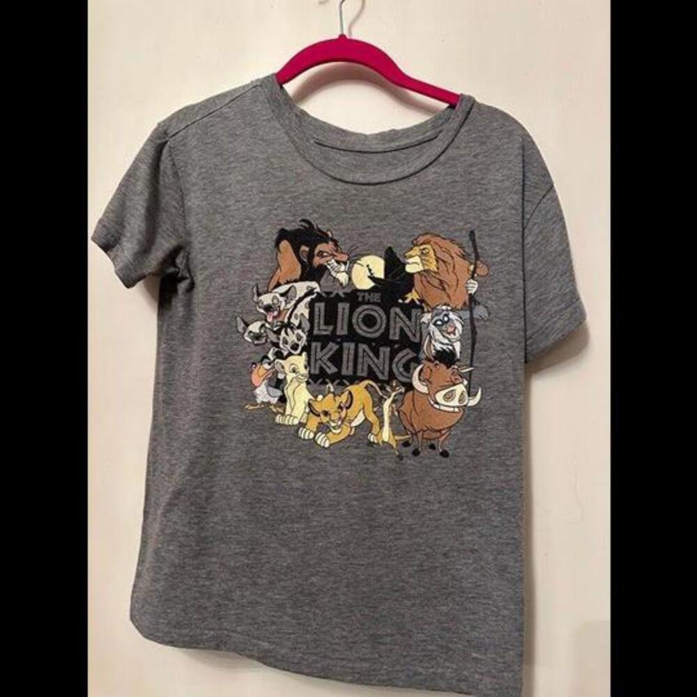 The Lion King Disney T-Shirt - A Classic Tale Comes to Life on Your Tee!